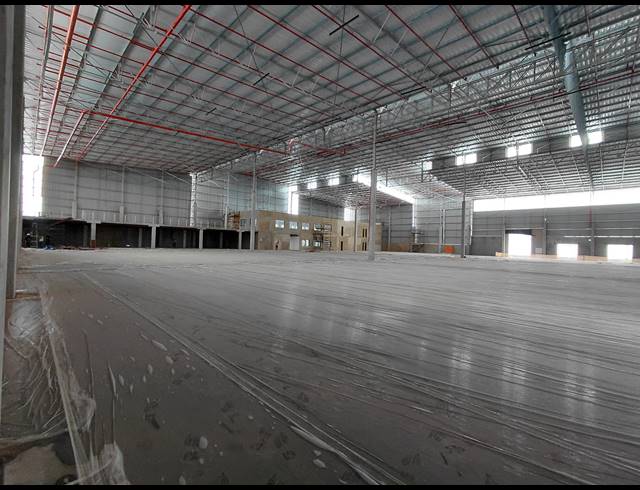 10,800M² WAREHOUSE TO LET IN RIVERFIELDS